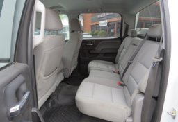 2018 Chevrolet Silverado 2500HD - Thumbnail 35