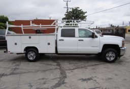 2018 Chevrolet Silverado 2500HD - Thumbnail 11