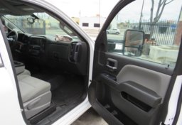 2018 Chevrolet Silverado 2500HD - Thumbnail 26