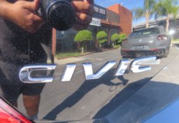 2017 Honda Civic Sedan - Thumbnail 18