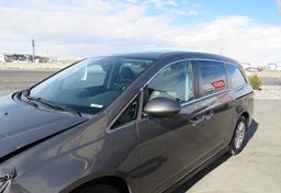 2015 Honda Odyssey - Thumbnail 15