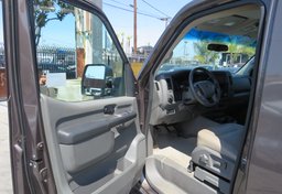 2019 Nissan NV Passenger - Thumbnail 19