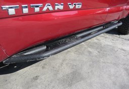 2018 Nissan Titan - Thumbnail 18