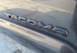 2021 Toyota Tacoma 4WD - Thumbnail 18