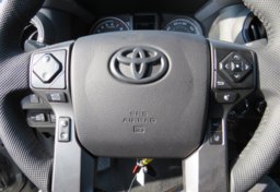 2021 Toyota Tacoma 4WD - Thumbnail 33