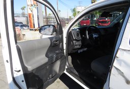 2022 Toyota Tacoma 4WD - Thumbnail 19