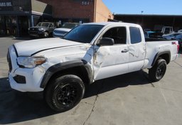 2022 Toyota Tacoma 4WD - Thumbnail 2