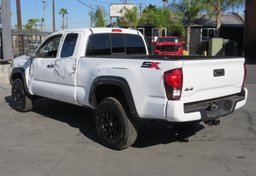 2022 Toyota Tacoma 4WD - Thumbnail 9