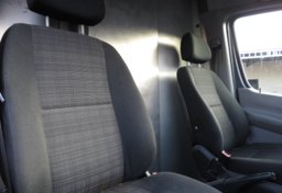 2018 Mercedes-Benz Sprinter Cargo Van - Thumbnail 20