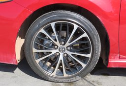 2020 Toyota Camry - Thumbnail 17