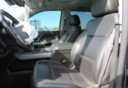 2015 Chevrolet Silverado 2500HD Built After Aug 14 - Thumbnail 30