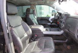 2015 Chevrolet Silverado 2500HD Built After Aug 14 - Thumbnail 32