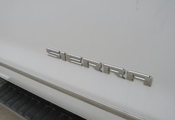 2017 GMC Sierra 1500 - Thumbnail 23