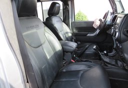 2013 Jeep Wrangler Unlimited - Thumbnail 30