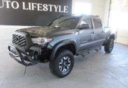 2017 Toyota Tacoma - Thumbnail 4