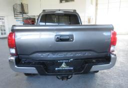 2017 Toyota Tacoma - Thumbnail 13