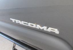 2017 Toyota Tacoma - Thumbnail 22