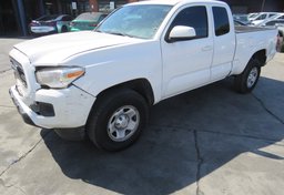 2018 Toyota Tacoma - Thumbnail 1