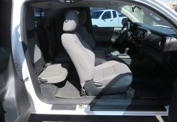 2018 Toyota Tacoma - Thumbnail 22