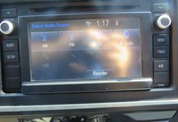 2018 Toyota Tacoma - Thumbnail 31