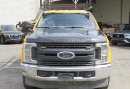 2019 Ford F-250 Super Duty - Thumbnail 13