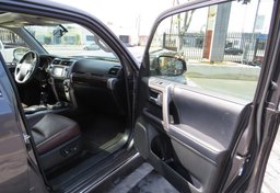 2018 Toyota 4Runner - Thumbnail 22