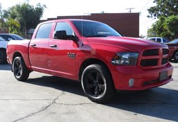 2019 Ram 1500 Classic - Thumbnail 3