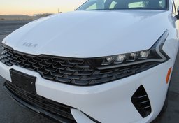 2022 Kia K5 - Thumbnail 17