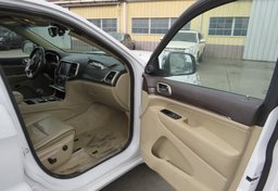 2015 Jeep Grand Cherokee - Thumbnail 21