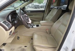 2015 Jeep Grand Cherokee - Thumbnail 24