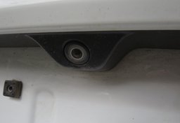 2015 Jeep Grand Cherokee - Thumbnail 17