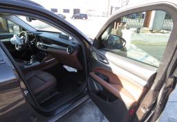 2018 Alfa Romeo Stelvio - Thumbnail 22