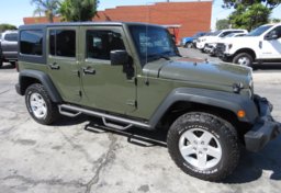 2016 Jeep Wrangler Unlimited - Thumbnail 1