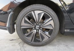 2017 Honda Civic Hatchback - Thumbnail 19