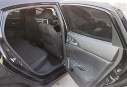 2017 Honda Civic Hatchback - Thumbnail 23