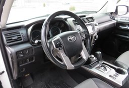 2015 Toyota 4Runner - Thumbnail 23