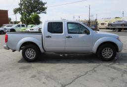 2016 Nissan Frontier - Thumbnail 5