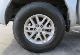 2016 Nissan Frontier - Thumbnail 11