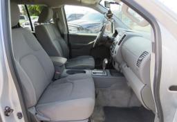 2016 Nissan Frontier - Thumbnail 22