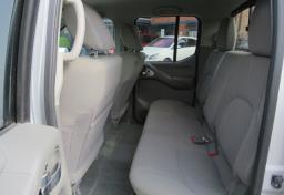 2016 Nissan Frontier - Thumbnail 27