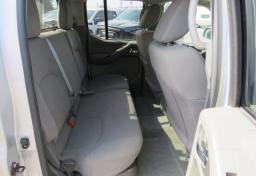 2016 Nissan Frontier - Thumbnail 30