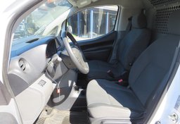 2020 Nissan NV200 Compact Cargo - Thumbnail 23