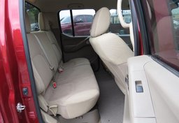 2016 Nissan Frontier - Thumbnail 26