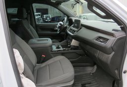 2022 Chevrolet Tahoe - Thumbnail 22