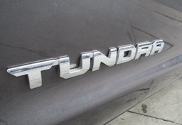 2015 Toyota Tundra Truck - Thumbnail 18