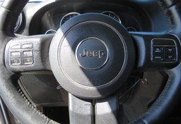 2015 Jeep Wrangler Unlimited - Thumbnail 35