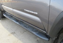 2017 Toyota Tacoma - Thumbnail 23