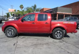 2018 Nissan Frontier - Thumbnail 3