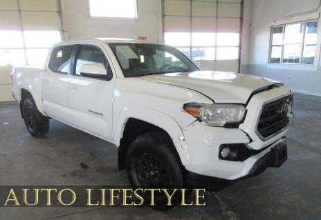 Picture of 2019 Toyota Tacoma