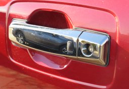 2016 Nissan Titan XD - Thumbnail 29